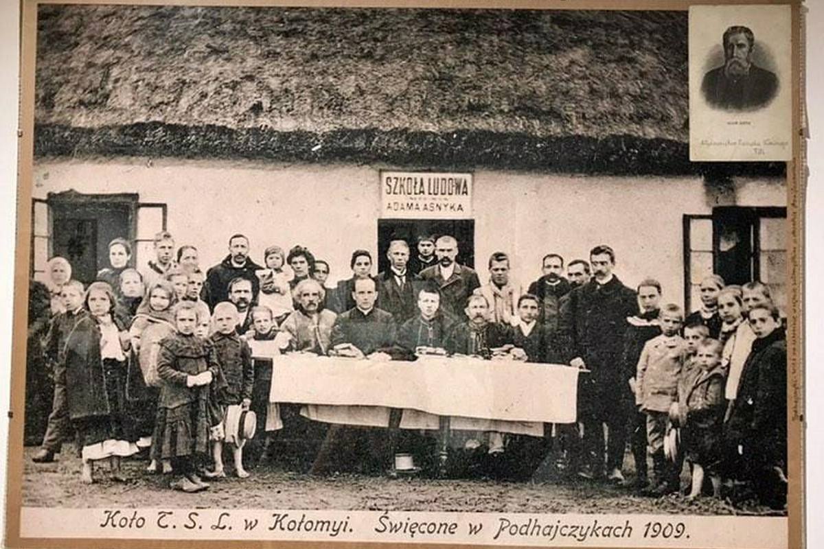 школа в Підгайчиках біля Коломиї, 1909