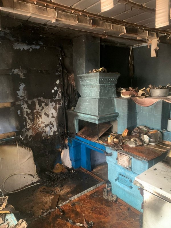 На Коломийщині від вогню рятували літню кухню