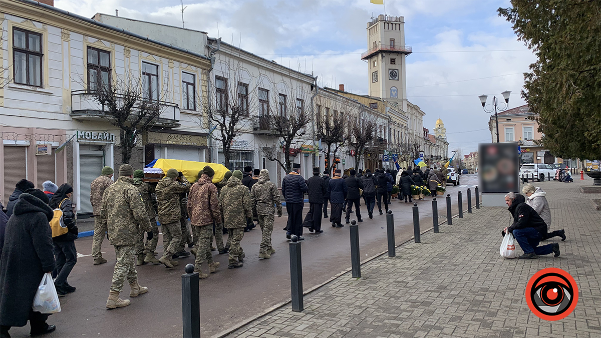 Коломия прощалася із загиблим Героєм Романом Самуляком