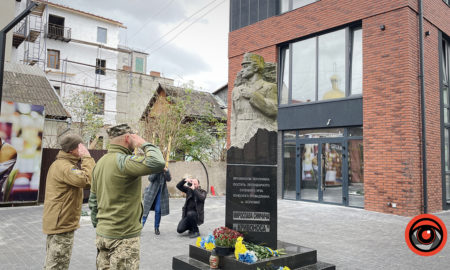 У 105 річницю ЗУНР в Коломиї покладали квіти борцям за Україну | ФОТО