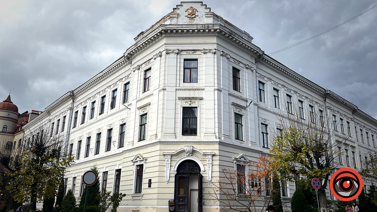 будинок на Драгоманова, 1, побудований у 1897 р.