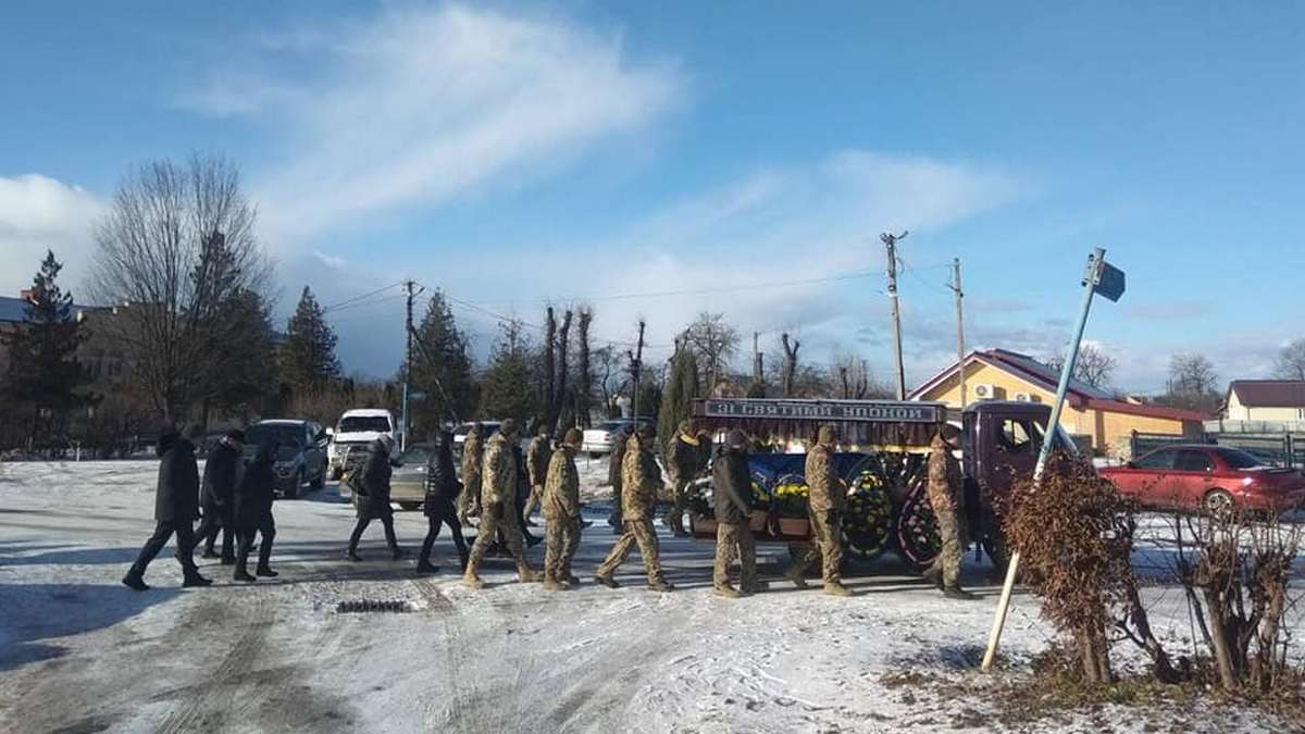 П'ядицька громада прощалась з полеглим захисником Степаном Медведюком