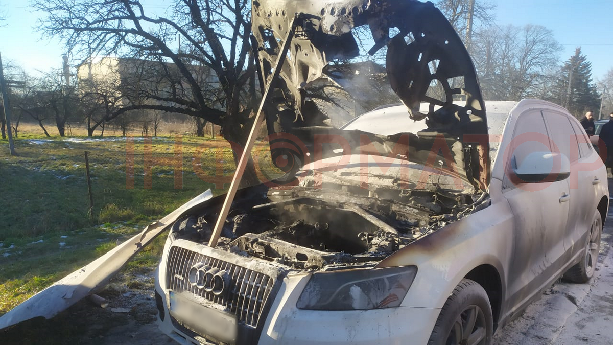 На дорозі у Сопові загорівся автомобіль