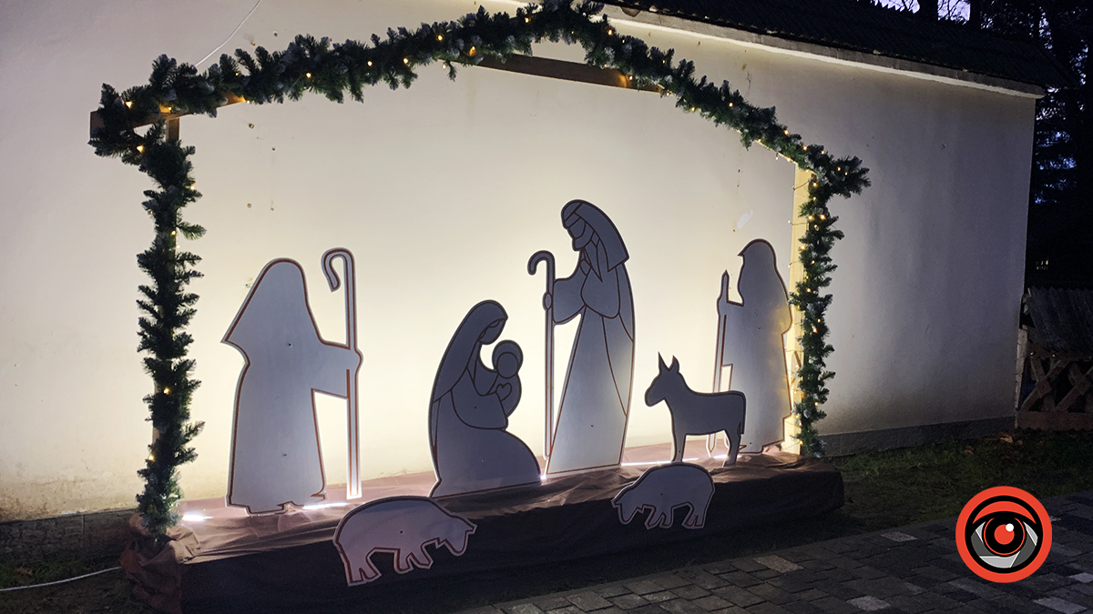 Пригадаймо колядки, щоб привітати близьких з народженням Христа