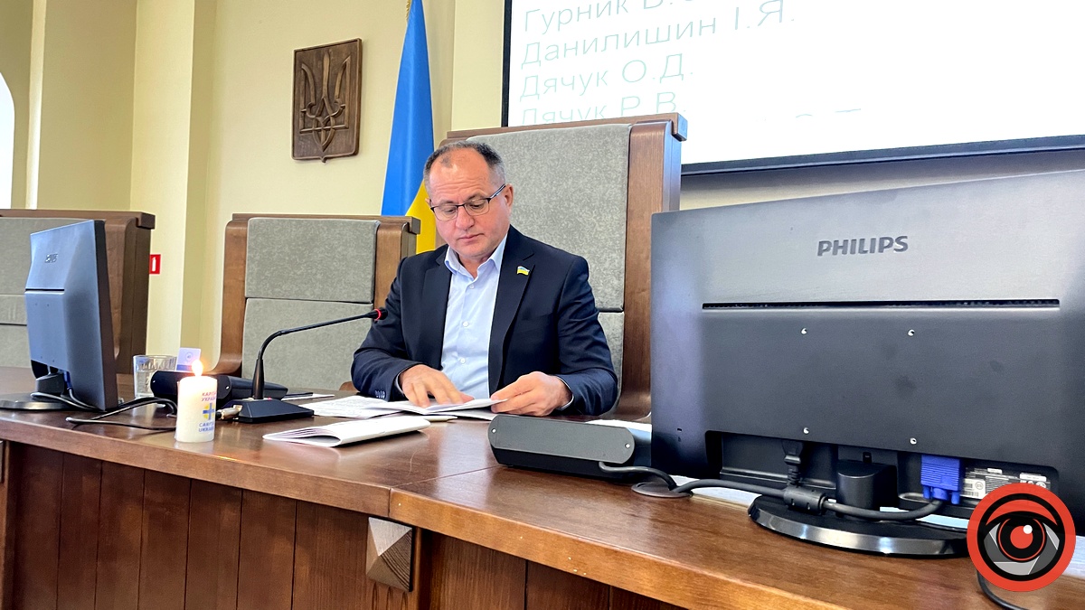 Депутати схвалили надбавки, премії та матеріальну допомогу міському голові Коломиї у 2024 році