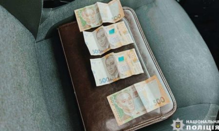 Косівчанин давав поліцейським 2 тис грн, аби уникнути відповідальності
