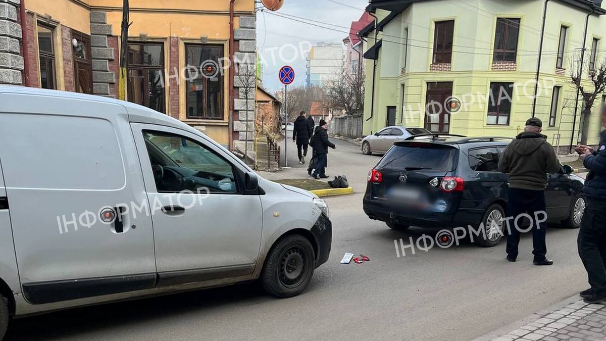 На Січових Стрільців у Коломиї "стукнулися" автівки