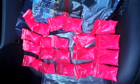 У Лісній Слобідці правоохоронці знайшли в автівці 20 зіп пакетів з наркотиками