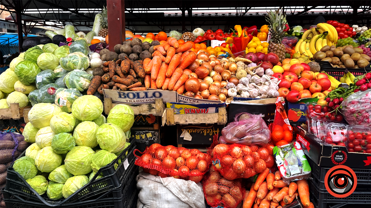 Скільки коштують овочі та зелень на ринку в Коломиї на початку весни
