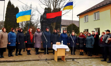 На Городенківщині вшанували 74-ту річницю від дня загибелі Романа Шухевича