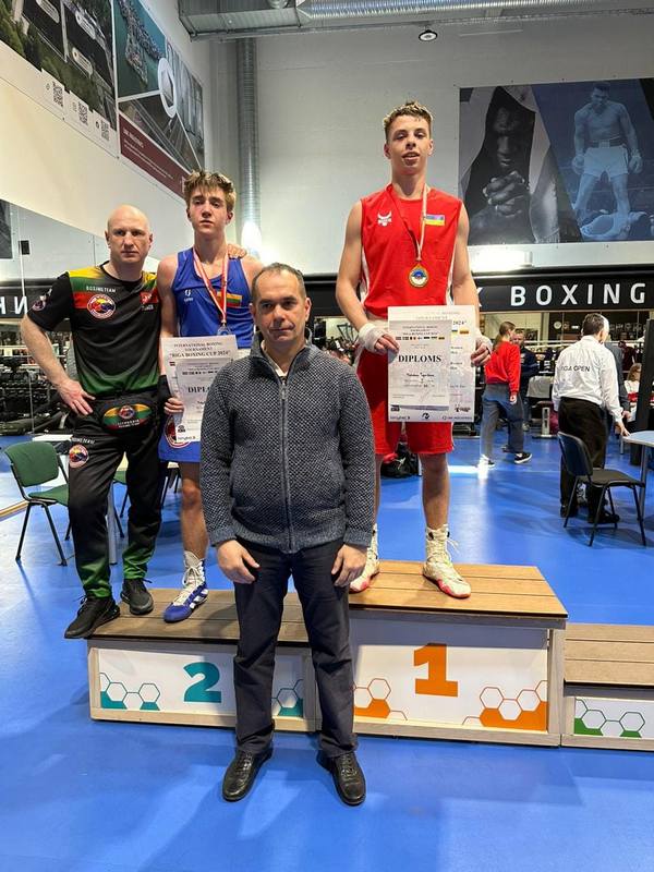 Боксер Богдан Тимчук привіз до Коломиї ще одну золоту медаль