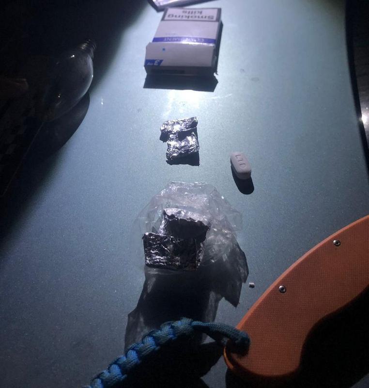 Прикарпатські поліцейські знайшли наркотики у водія