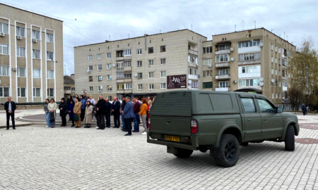 Освітяни з Городенківської громади придбали автомобіль для "Едельвейсів"