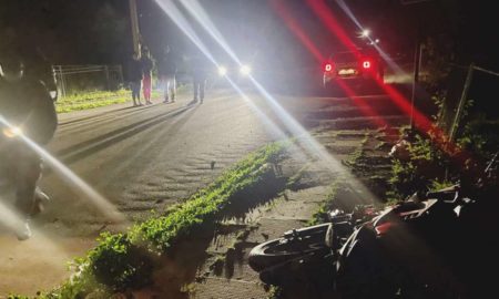 У Яблунові під час обгону неповнолітній мотоцикліст влетів в авто