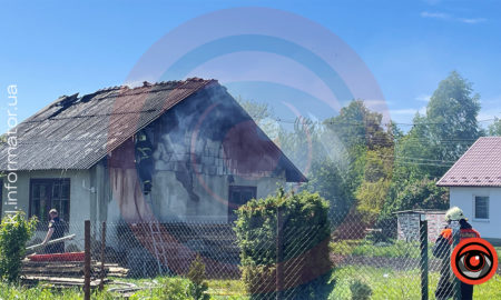1 травня пообід у селі Корнич палав житловий будинок, майно вдалося врятувати тільки частково