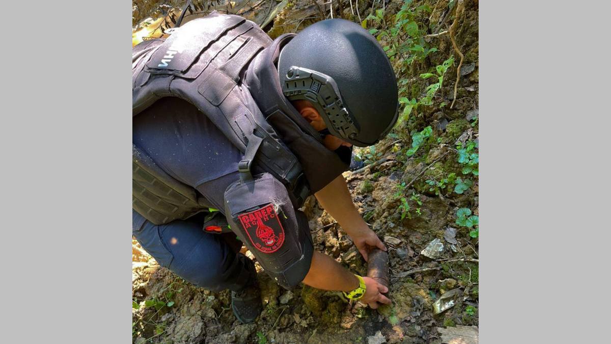 На горі Маковиця знайшли 4 вибухонебезпечні предмети з минулого століття