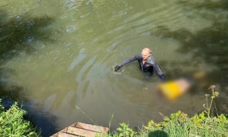 Ще одна смерть на воді: тіло чоловіка виявили у річці на Прикарпатті
