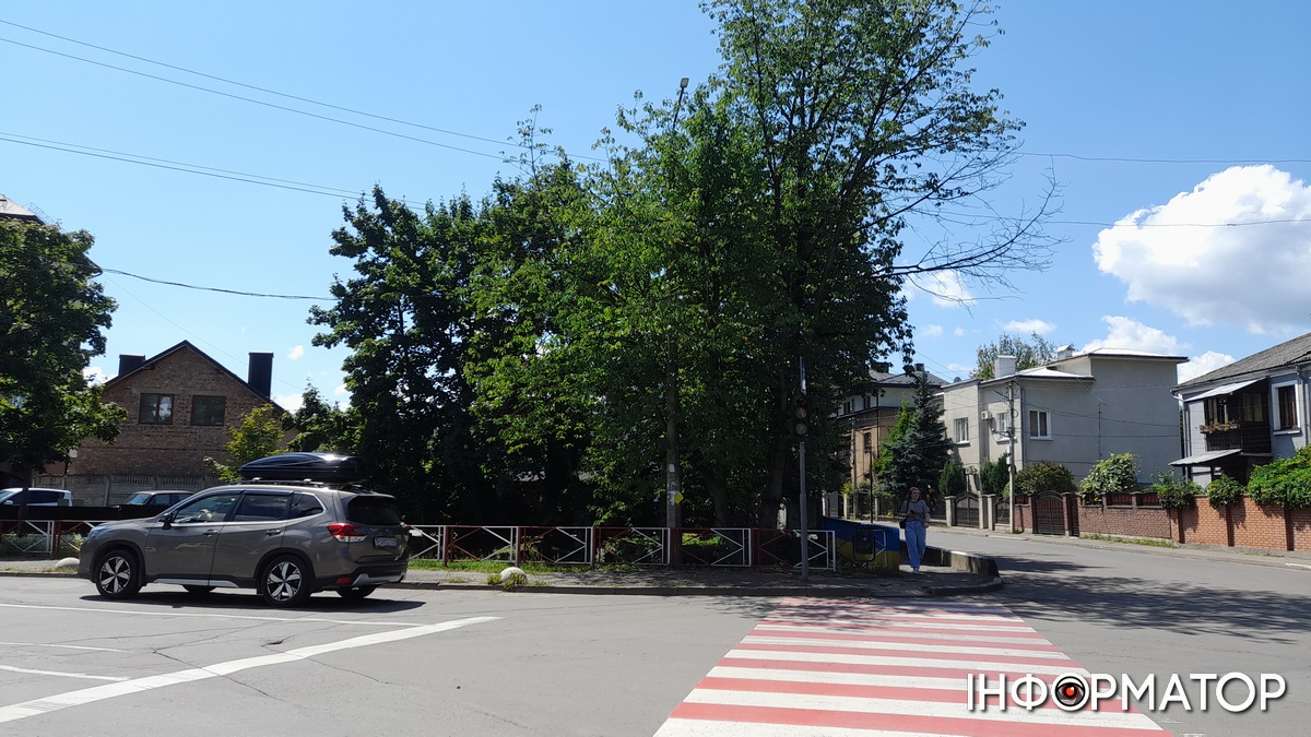 Чому на у Коломиї на перехресті не працюють світлофори