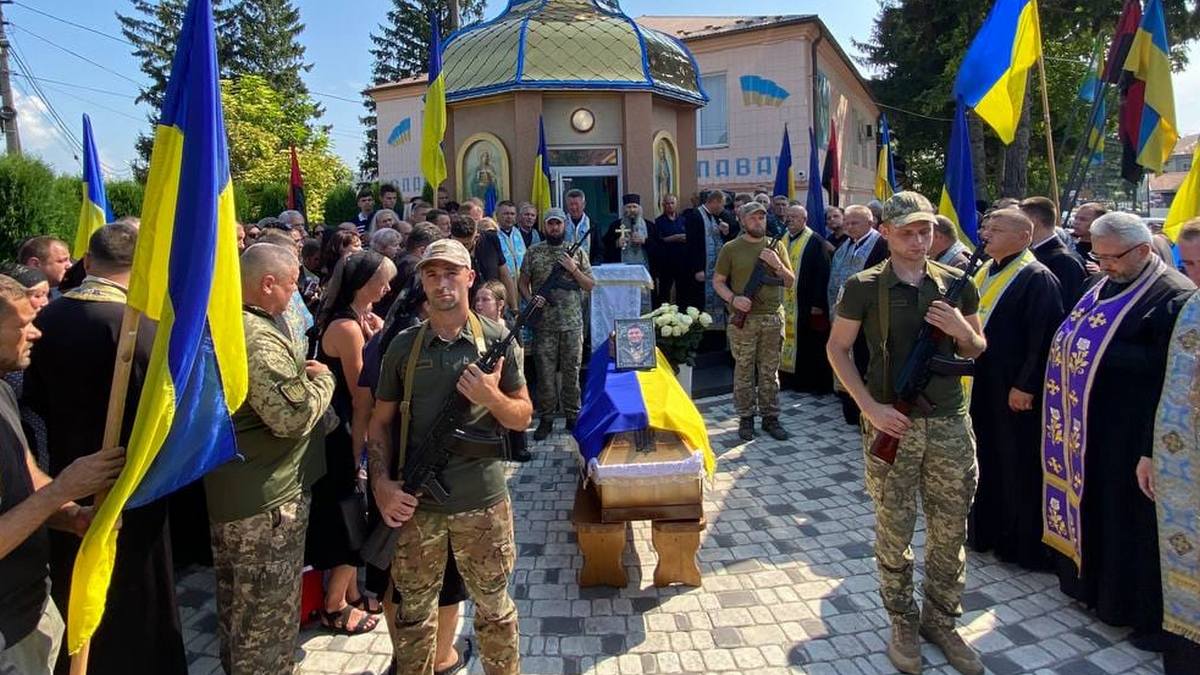 Городенка зустріла полеглого Героя Олександра Поповича