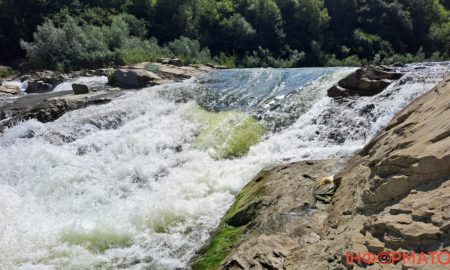 Відпочинок біля Коломиї: маловідомий водоспад Крутіж на річці Прут