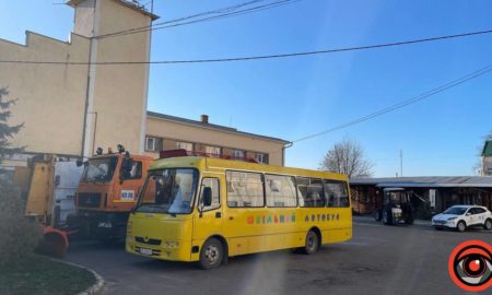 У Коломиї хочуть докупити шкільний автобус, аби довозити дітей в укриття