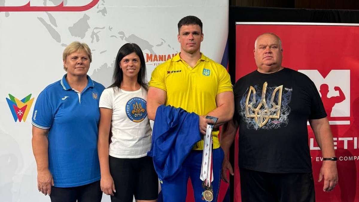 Пауерліфтер з Коломиї побив кілька рекордів України і став чемпіоном світу