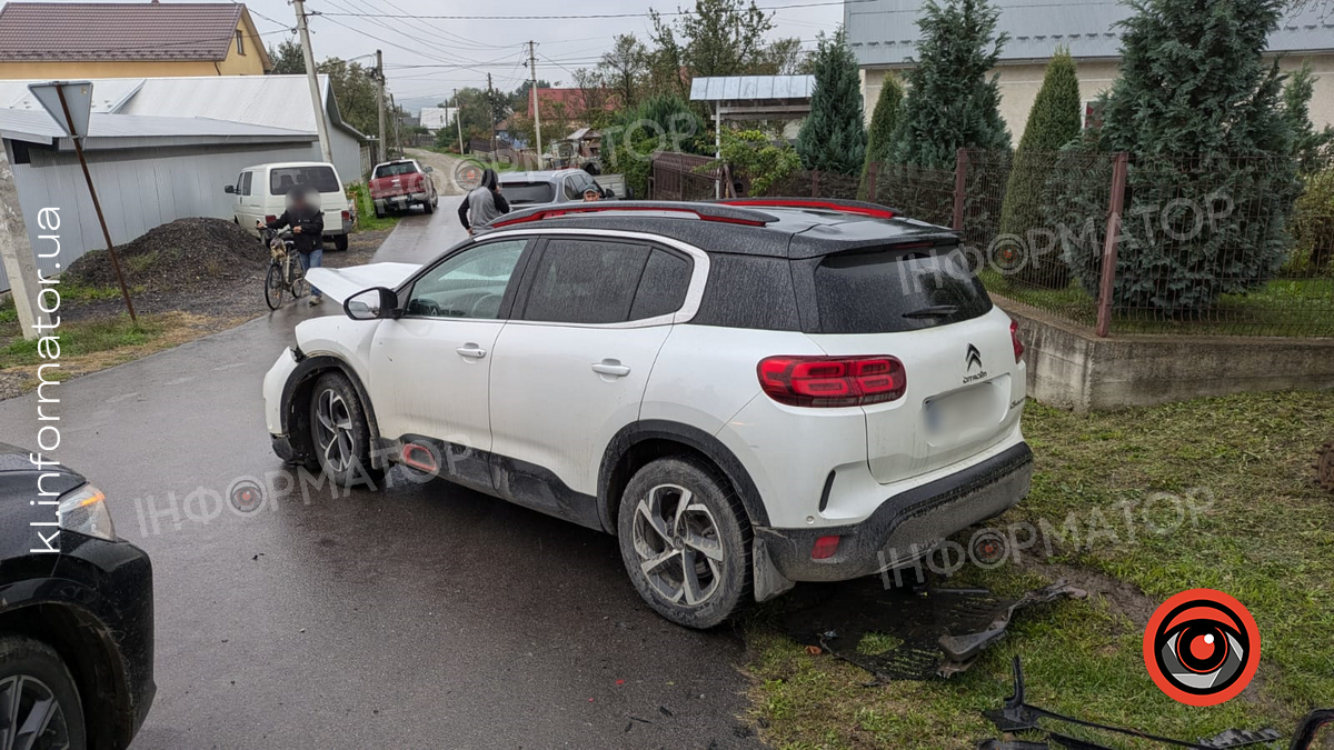 ДТП на Коломийщині: не розминулись дві автівки