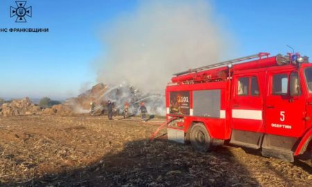 Тюки соломи палали в Обертинській громаді