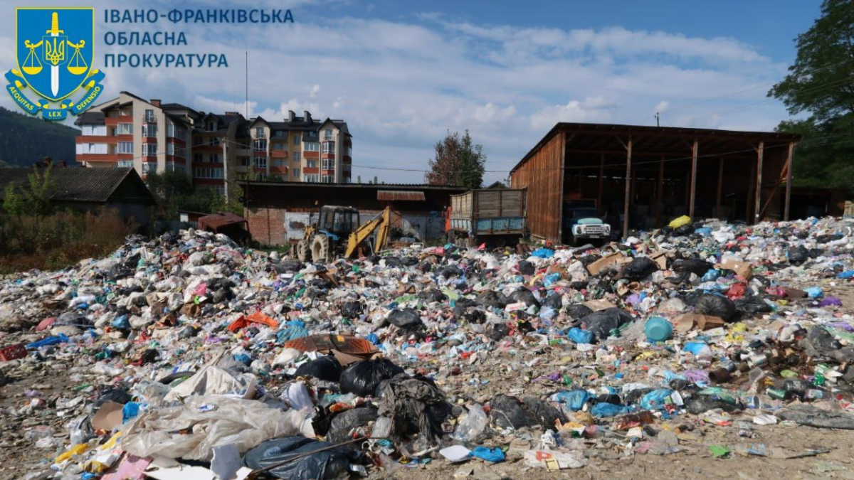 Прокуратура підозрює депутата в забрудненні земель у Верховині