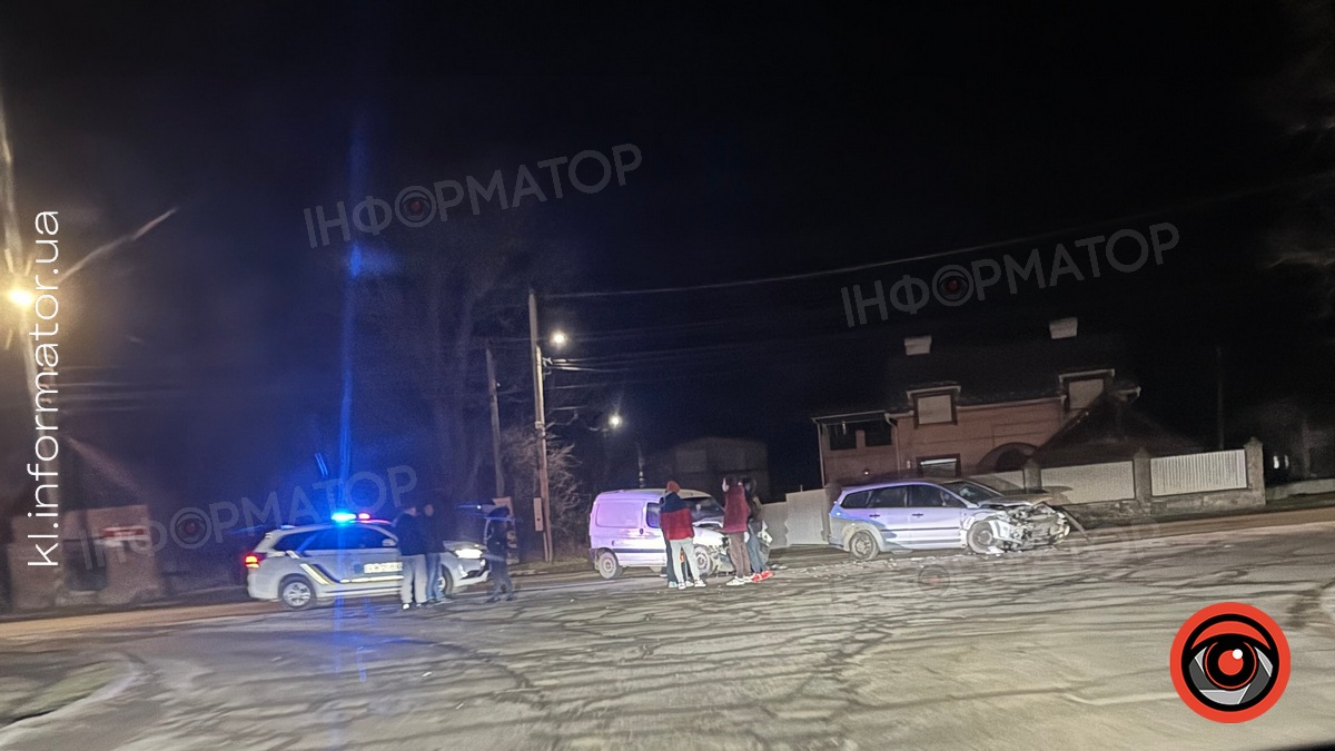 Звечора 18 січня у Коломиї сталась автотроща: що відомо