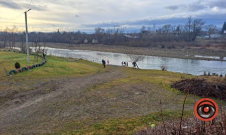 Без купелі: Коломия не облаштувала місце для пірнання на Водохреще