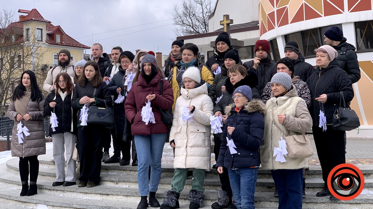 У Коломиї традиційно провели акцію "Ангели памʼяті"